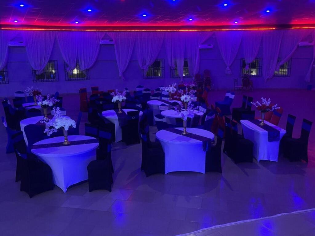 Murphy'S Mansion Resort Umuahia Exterior foto